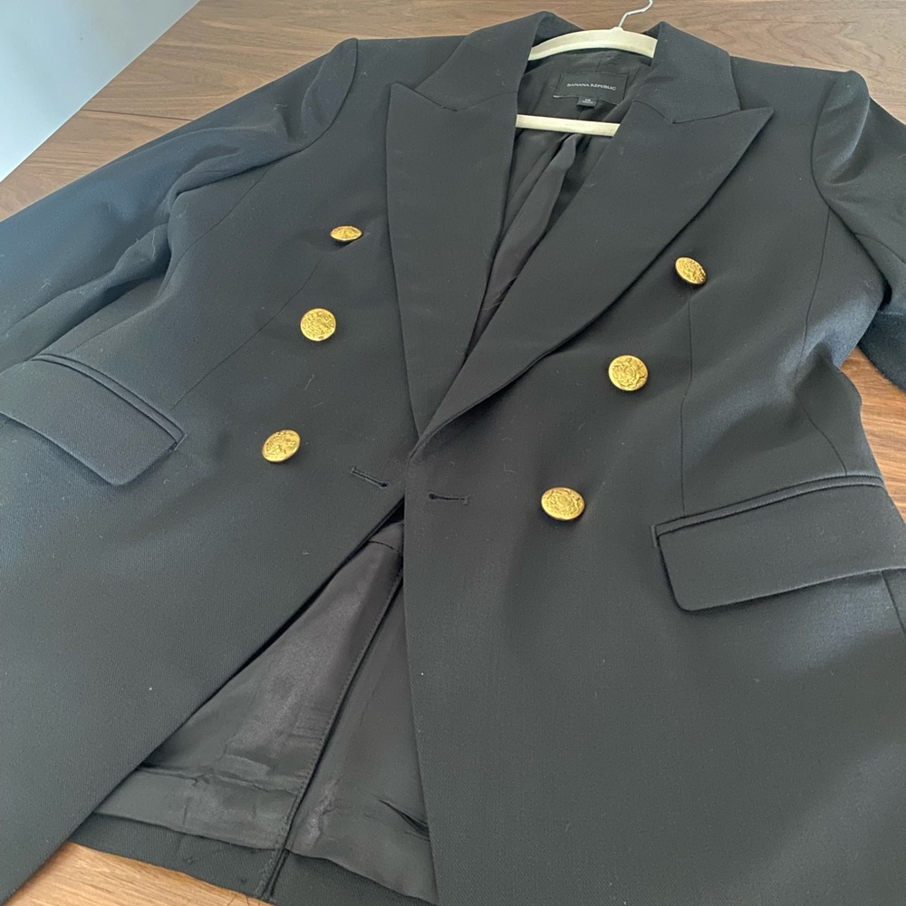Banana republic blazer with gold buttons